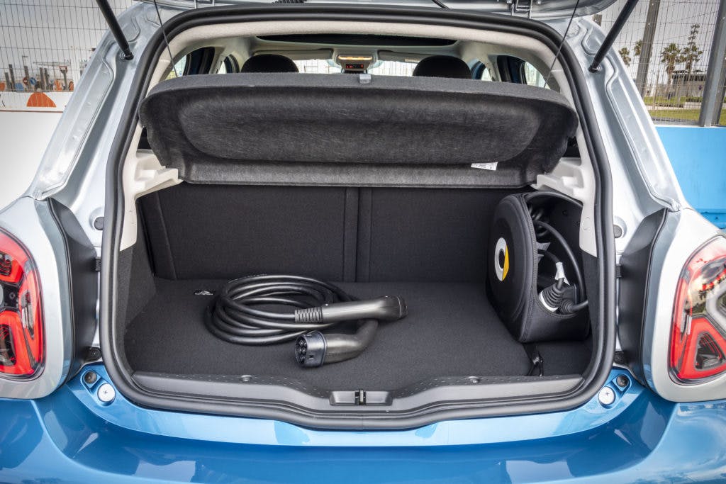smart eq forfour luggage capacity