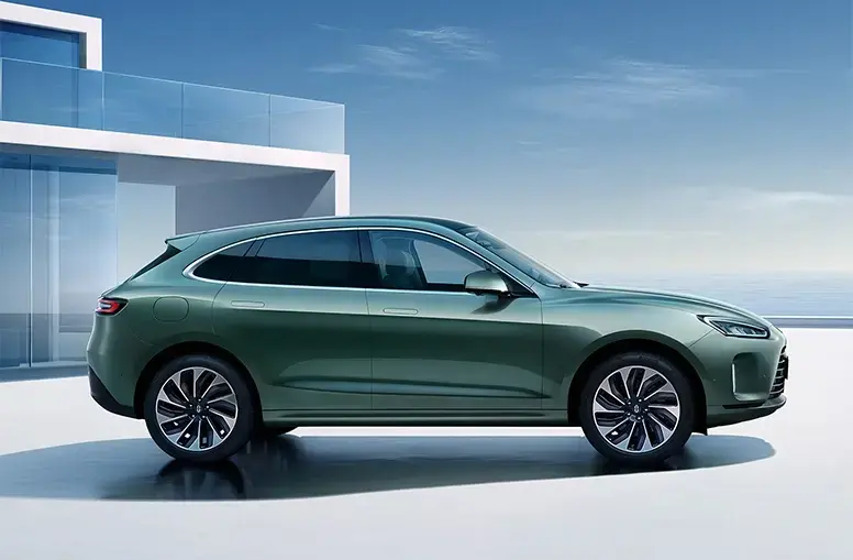 Aito M5 Elektrikli Araba