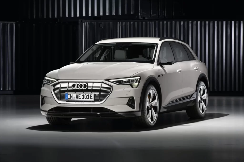 Audi e-tron 55 quattro Elektrikli Araba
