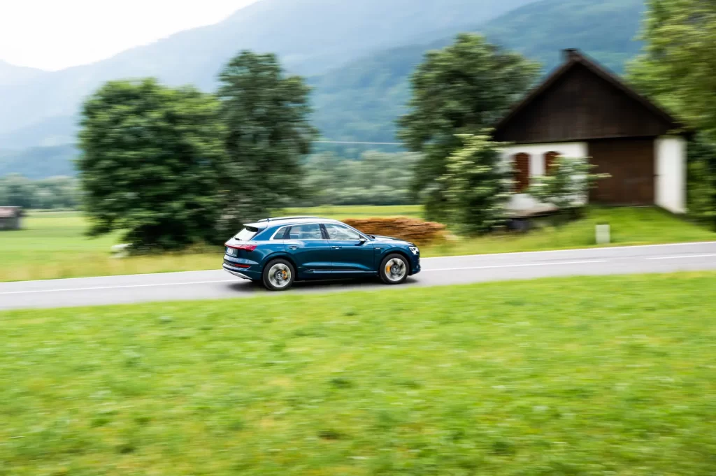 Audi e-tron 55 quattro Elektrikli Araba 11 Audi e-tron 55 quattro Elektrikli Araba