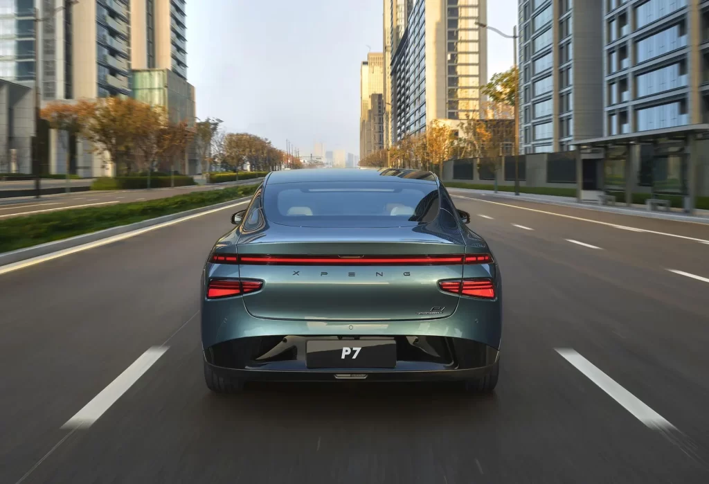 Xpeng P7i Elektrikli Araba