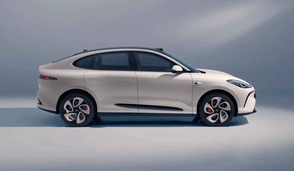 IM Motors LS6 Elektrikli Araba 11 IM Motors LS6 Elektrikli Araba